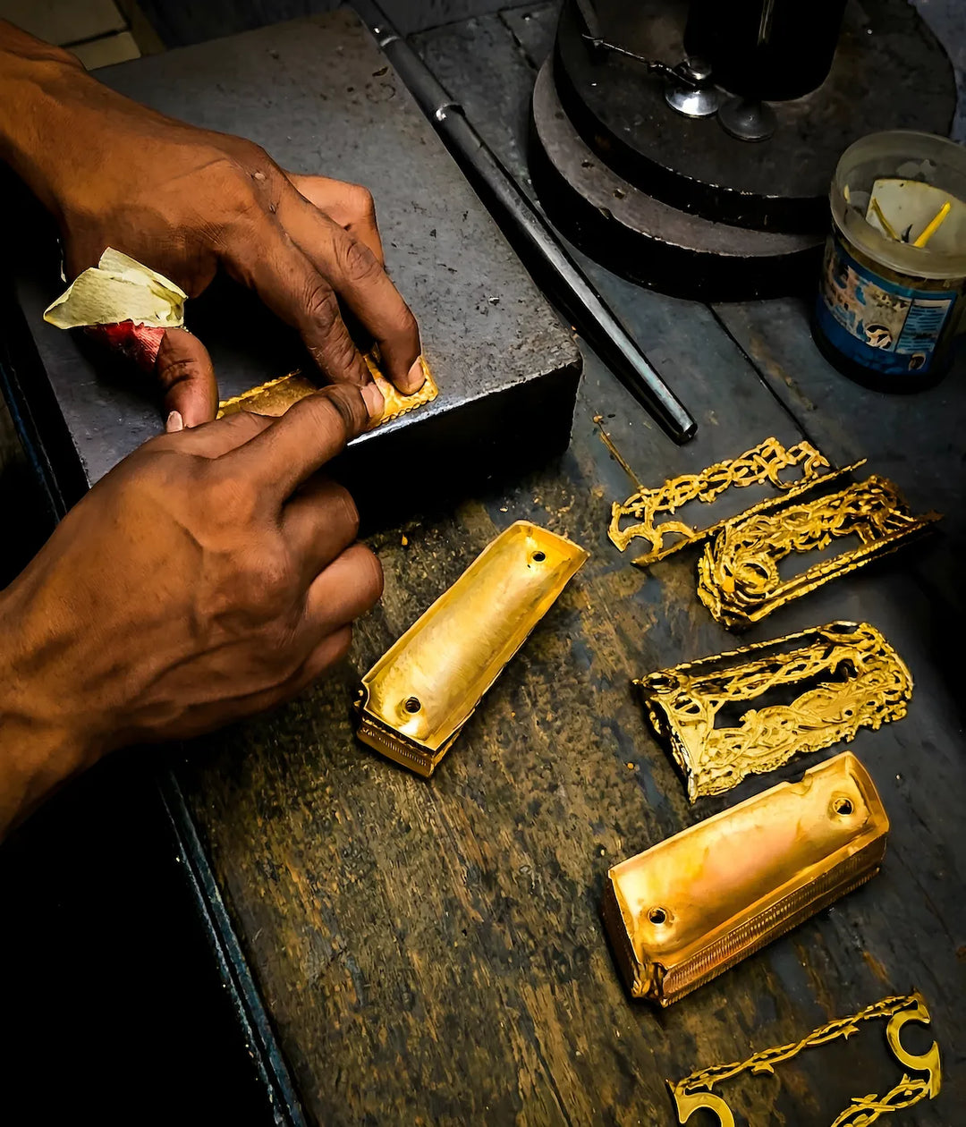 Custom grips for 1911, Beretta, CZ and more – handcrafted luxury pistol accessories